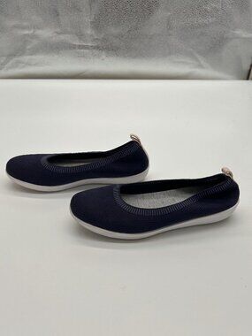 Navy Blue Cloudsteppers by Clarks Slip on Shoes sz 9.5